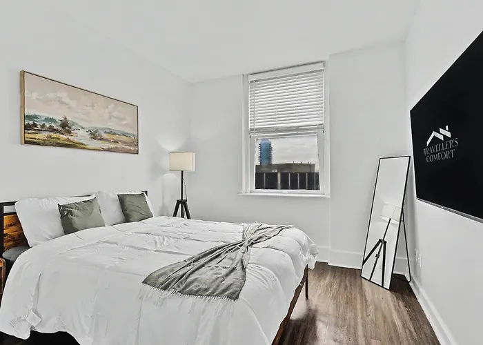 Elegant 2bd In Dt Worth W/ Parking/gym *
