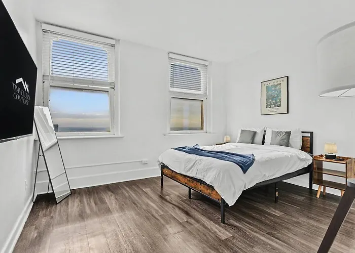 Elegant 2bd In Dt Worth W/ Parking/gym *