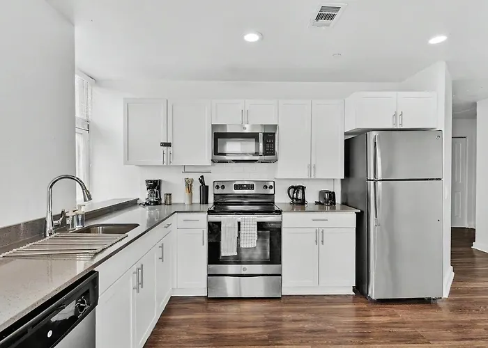Elegant 2bd In Dt Worth W/ Parking/gym * Fort Worth