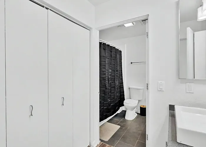 Apartment Elegant 2bd In Dt Worth W/ Parking/gym *